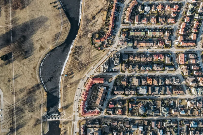 What You're Actually Paying For: Dissecting Parkview's Price Premium Against Its Neighbors